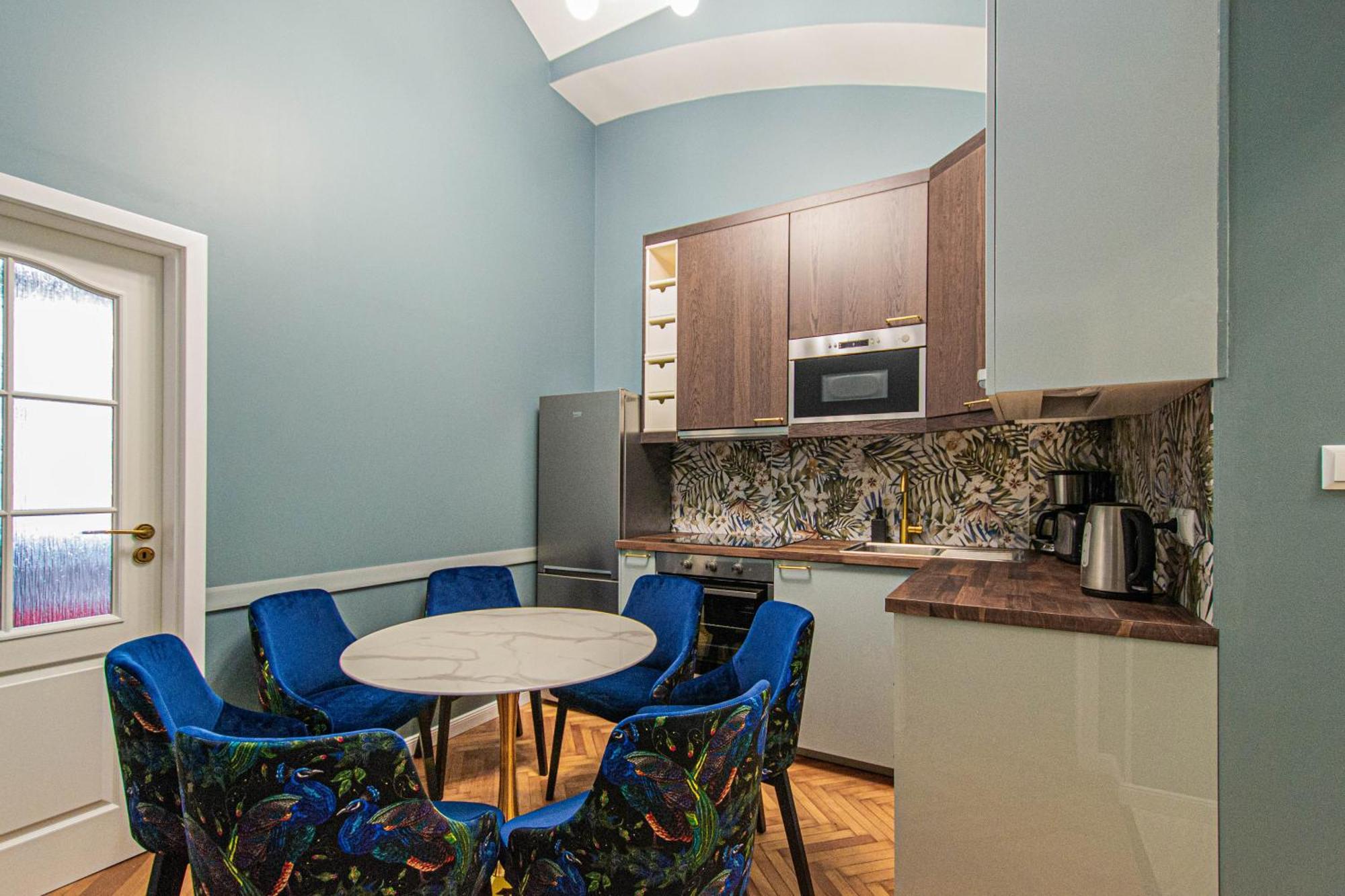 4bdr Old Town Flat By Church Of St Anne Apartmán